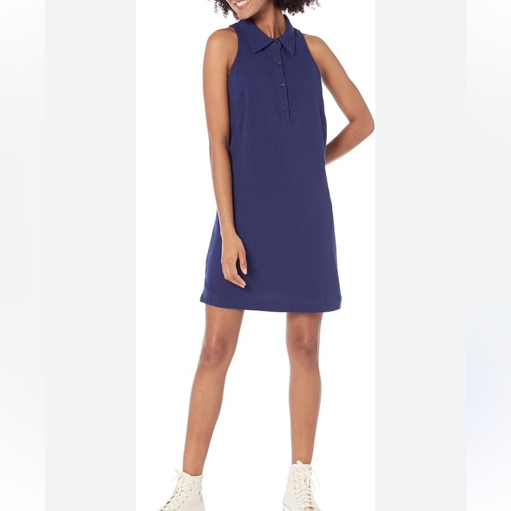 **NWT**  Monrow Dress